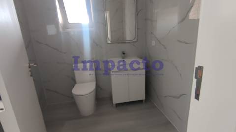 Apartamento T3 em Esgueira, Aveiro