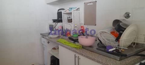 2 Moradias T2 para remodelar em São João da Madeira.