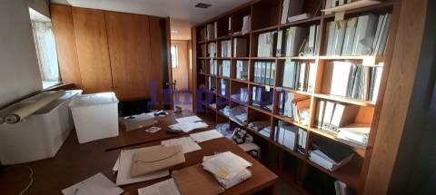 Escritório para arrendar em São João da Madeira.