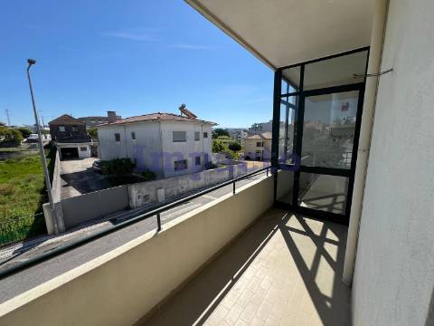 Apartamento T3 em São João da Madeira.