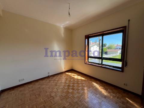 Apartamento T3 em São João da Madeira.
