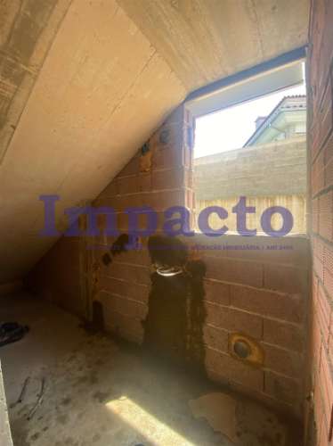 Moradia em Banda T3, Espargo Santa Maria da Feira.