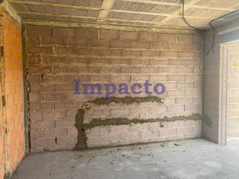 Moradia em Banda T3, Espargo Santa Maria da Feira.