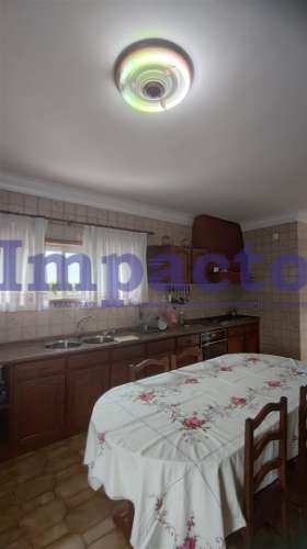 Moradia T3 isolada em São Roque, Oliveira de Azeméis.