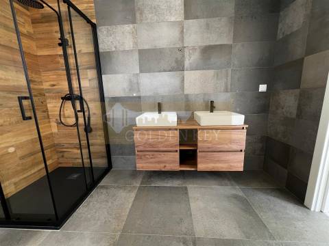 Moradia Geminada T5 Venda em Marrazes e Barosa,Leiria