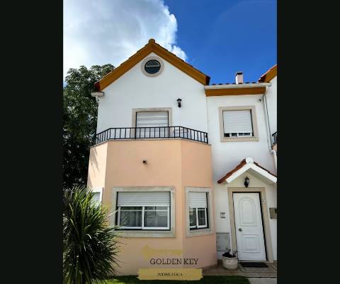 Moradia Geminada T4 Venda em Marrazes e Barosa,Leiria
