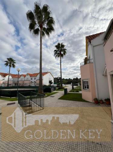 Moradia Geminada T5 Venda em Marrazes e Barosa,Leiria