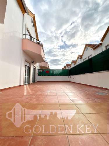 Moradia Geminada T5 Venda em Marrazes e Barosa,Leiria