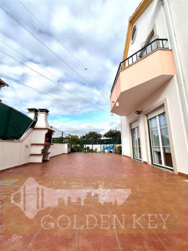 Moradia Geminada T5 Venda em Marrazes e Barosa,Leiria