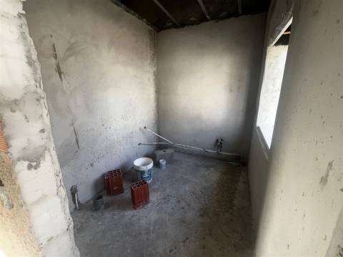 Moradia T3 Venda em Milagres,Leiria