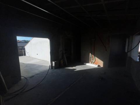 Moradia T3 Venda em Milagres,Leiria