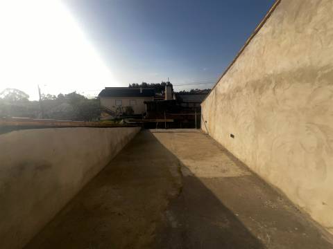 Moradia T3 Venda em Milagres,Leiria