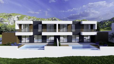 Moradia em projecto de construção, situada a 1km da Praia do Cabo Mondego, com vistas de Serra e Mar