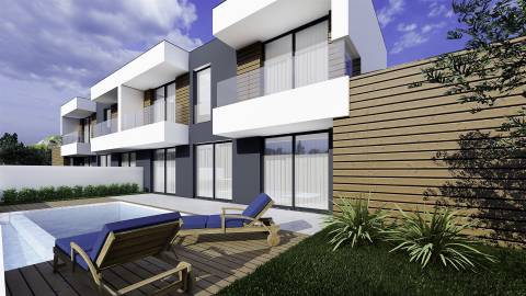 Moradia em projecto de construção, situada a 1km da Praia do Cabo Mondego, com vistas de Serra e Mar