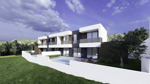 Moradia em projecto de construção, situada a 1km da Praia do Cabo Mondego, com vistas de Serra e Mar