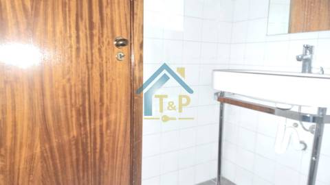 Escritório  Arrendamento em Lordelo do Ouro e Massarelos,Porto