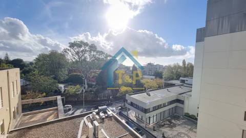 Escritório  Arrendamento em Lordelo do Ouro e Massarelos,Porto