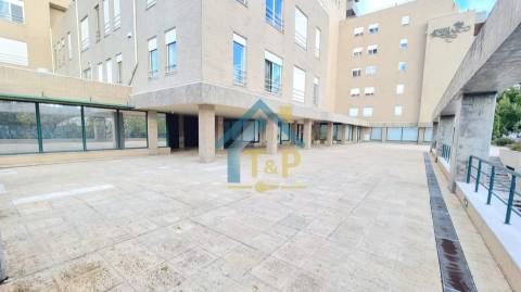 Escritório  Arrendamento em Lordelo do Ouro e Massarelos,Porto