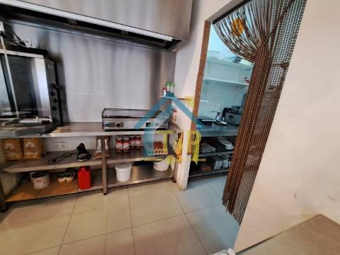 Loja  Trespasse em Valongo,Valongo