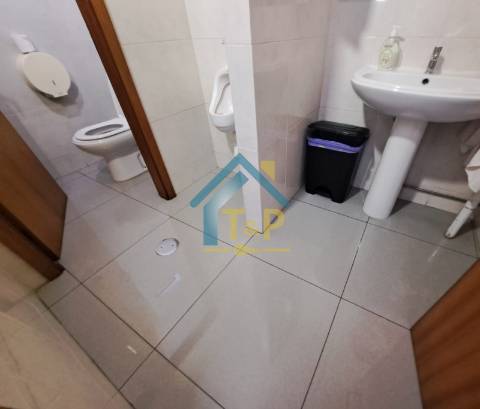 Loja  Trespasse em Valongo,Valongo