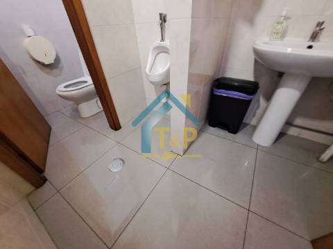 Loja  Trespasse em Valongo,Valongo