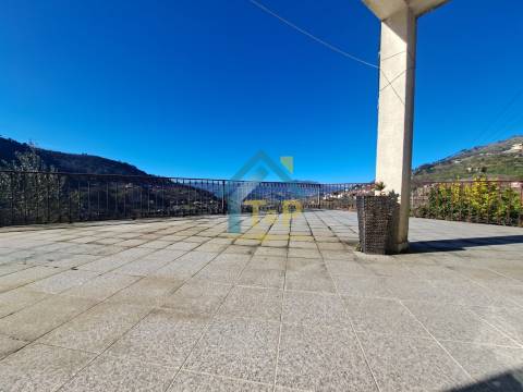 Moradia T3 Venda em São Martinho de Mouros,Resende