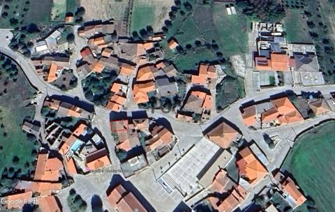 Moradia para Restaurar T3, Antas