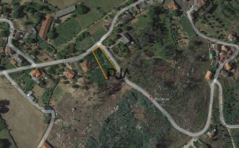 Terreno com viabilidade de construção em Tondela