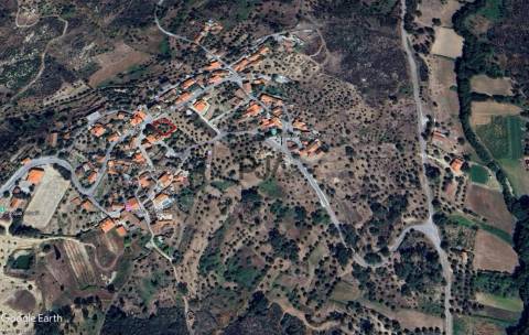 Moradia V2 para Restaurar, Aldeia da Mata