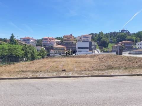 Lote de terreno para construção