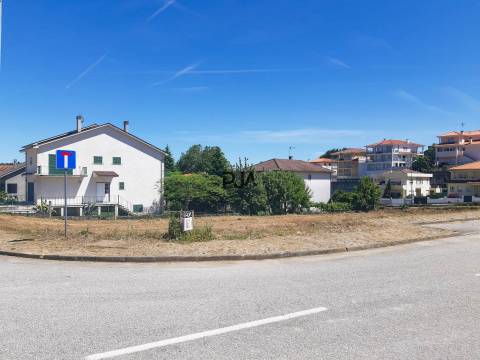 Lote de terreno para construção