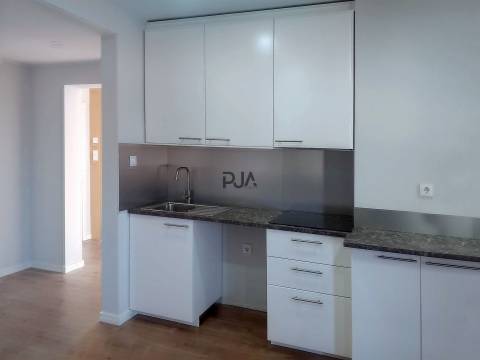 Apartamento T3 remodelado em Mangualde