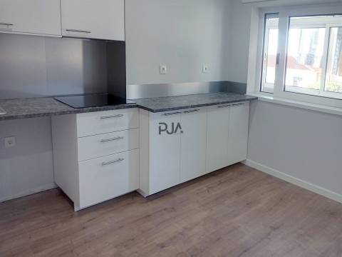 Apartamento T3 remodelado em Mangualde