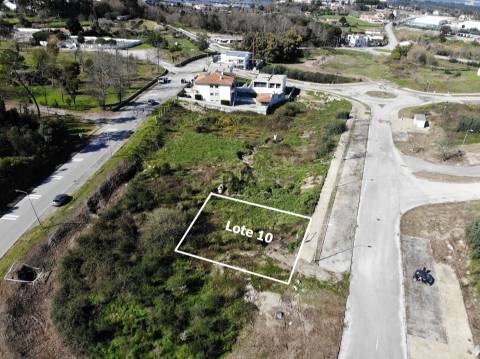Lote para Construção de prédio - 6 fogos, Mangualde