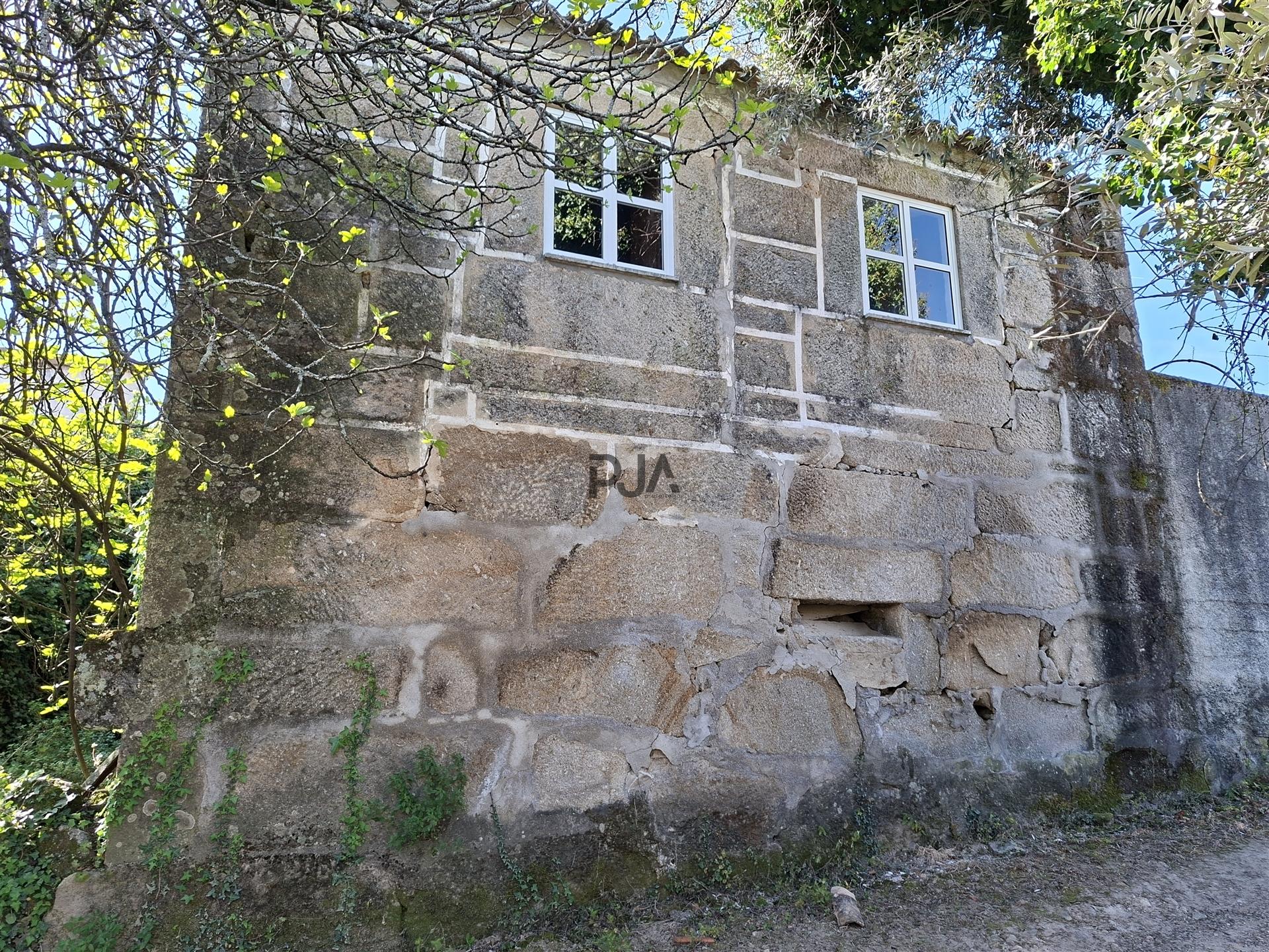 Moradia em Pedra em Nesperereira, Viseu