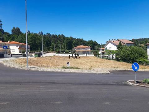 Lote de terreno para construção
