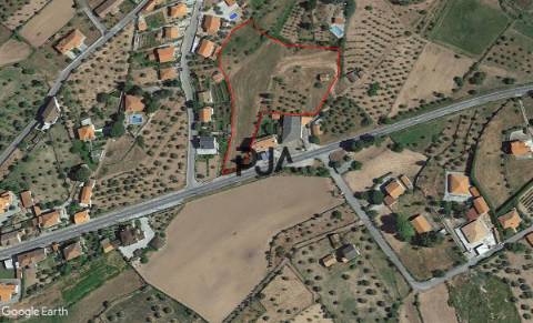 Terreno com viabilidade de construção em Vila Cortês