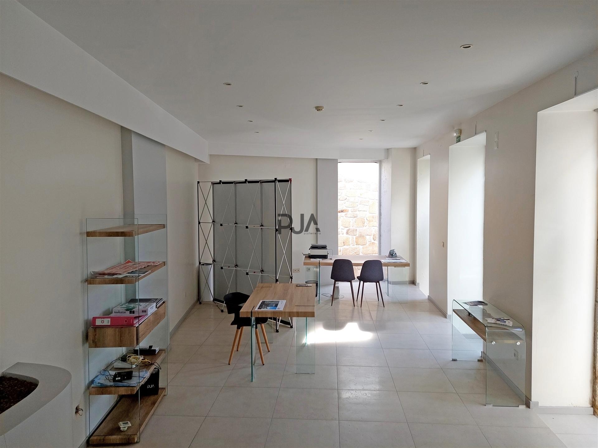 Espaço Comercial em Tondela