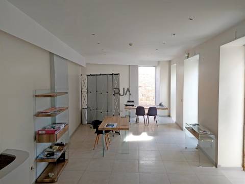 Espaço Comercial em Tondela