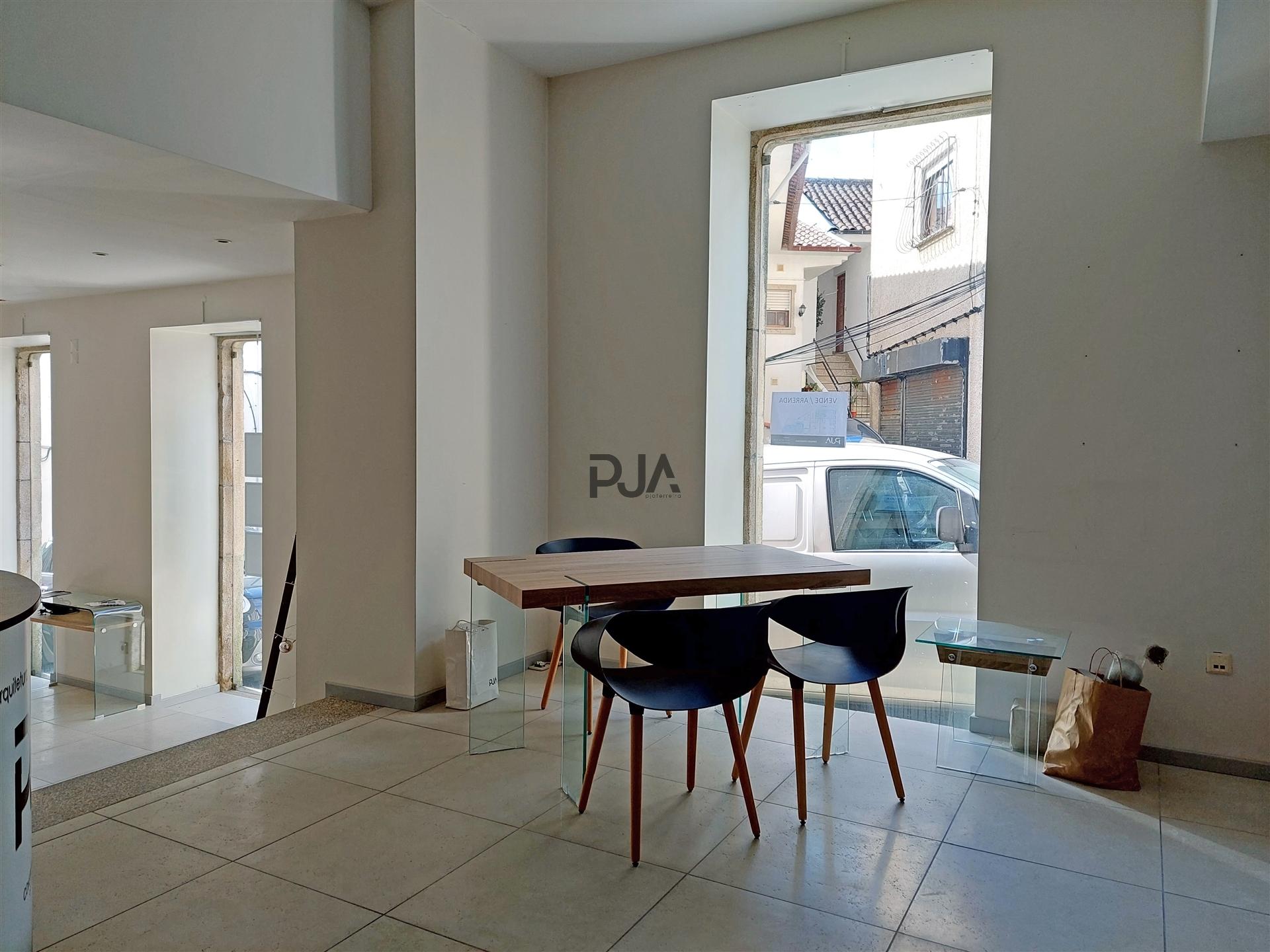 Espaço Comercial em Tondela