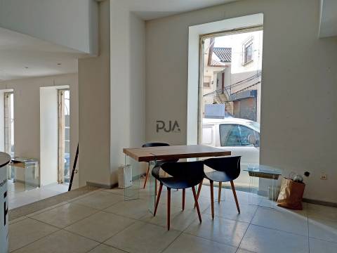 Espaço Comercial em Tondela