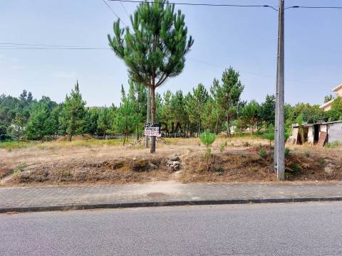 Lote de terreno para construção