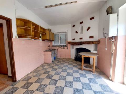 Moradia T5 em Sangemil, Penalva do Castelo