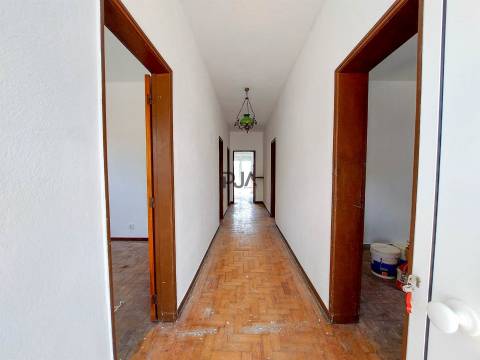 Moradia T5 em Sangemil, Penalva do Castelo