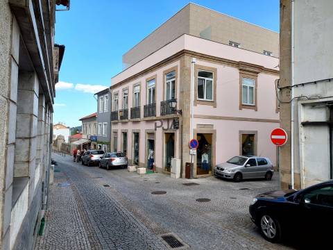 Espaços Comerciais Coworking em Tondela