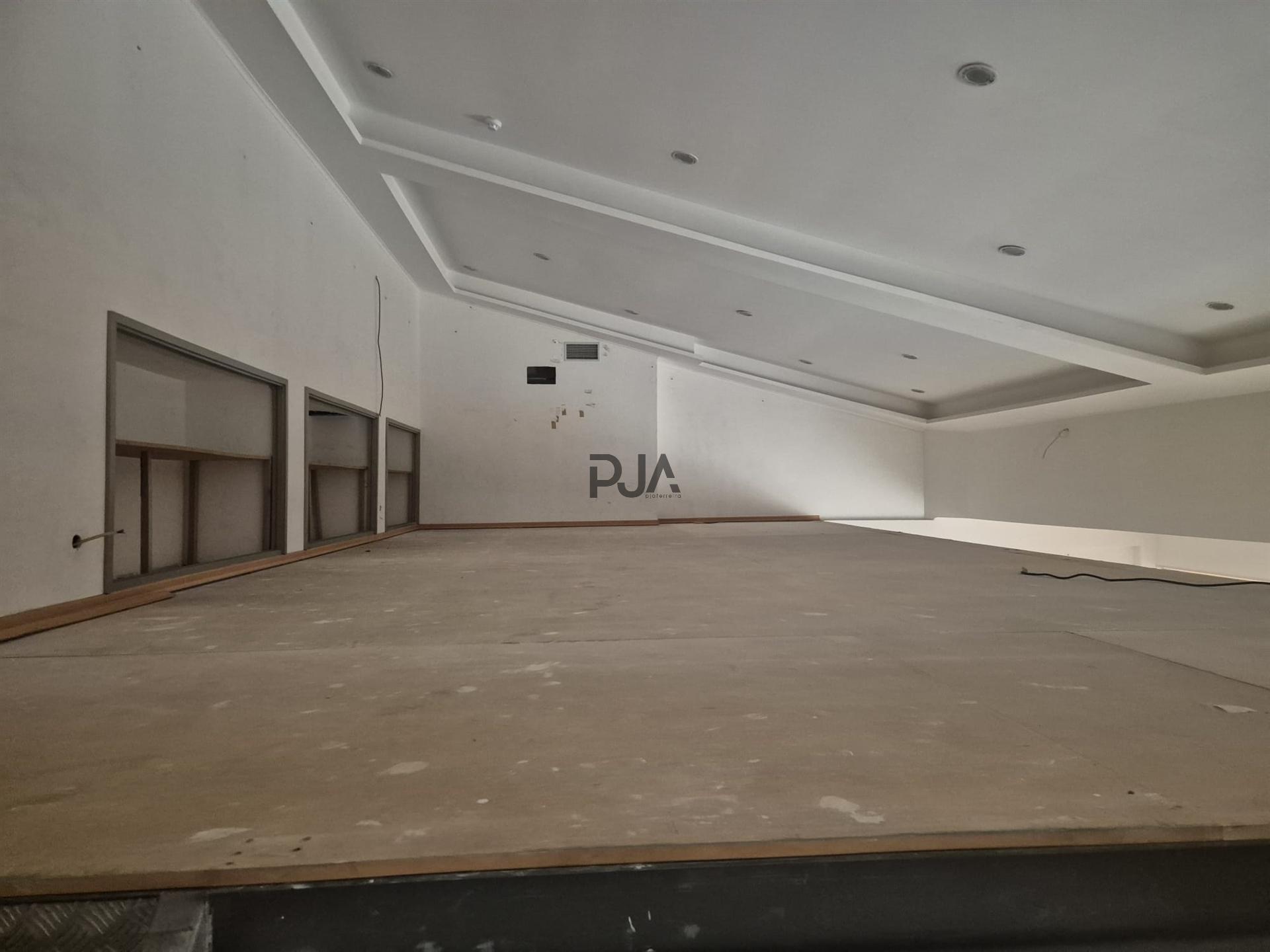 Lojas para venda em Pombal Fashion