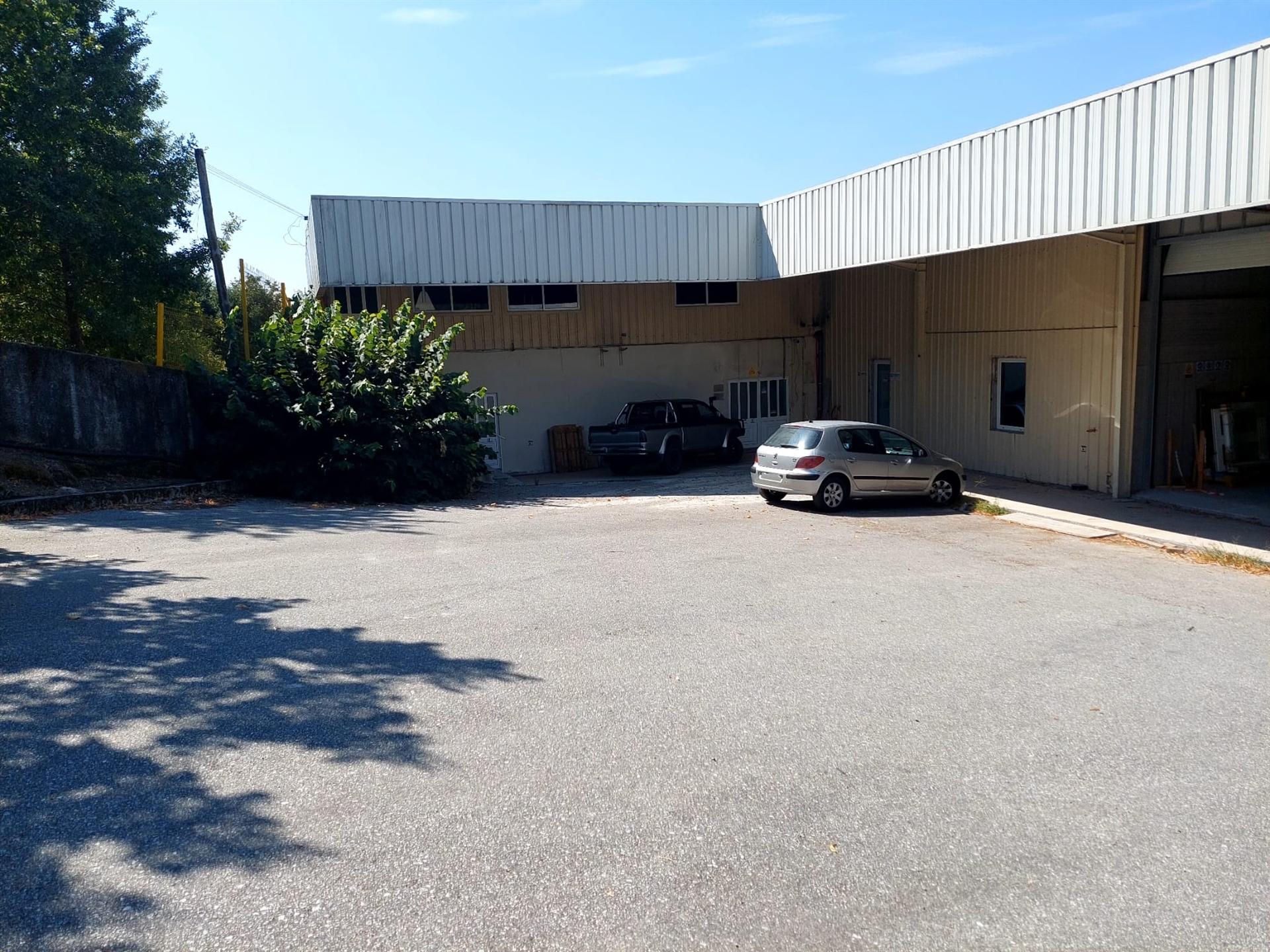 Pavilhão em Fagilde
