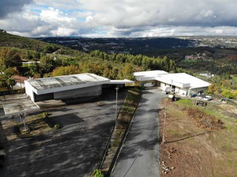 Pavilhão em Fagilde
