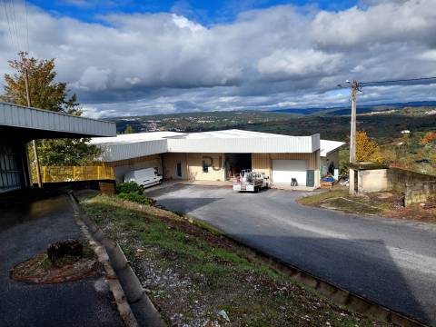 Pavilhão em Fagilde