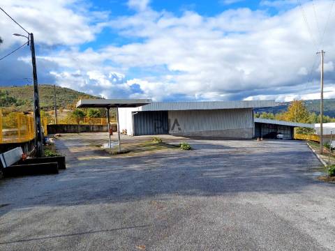 Pavilhão em Fagilde